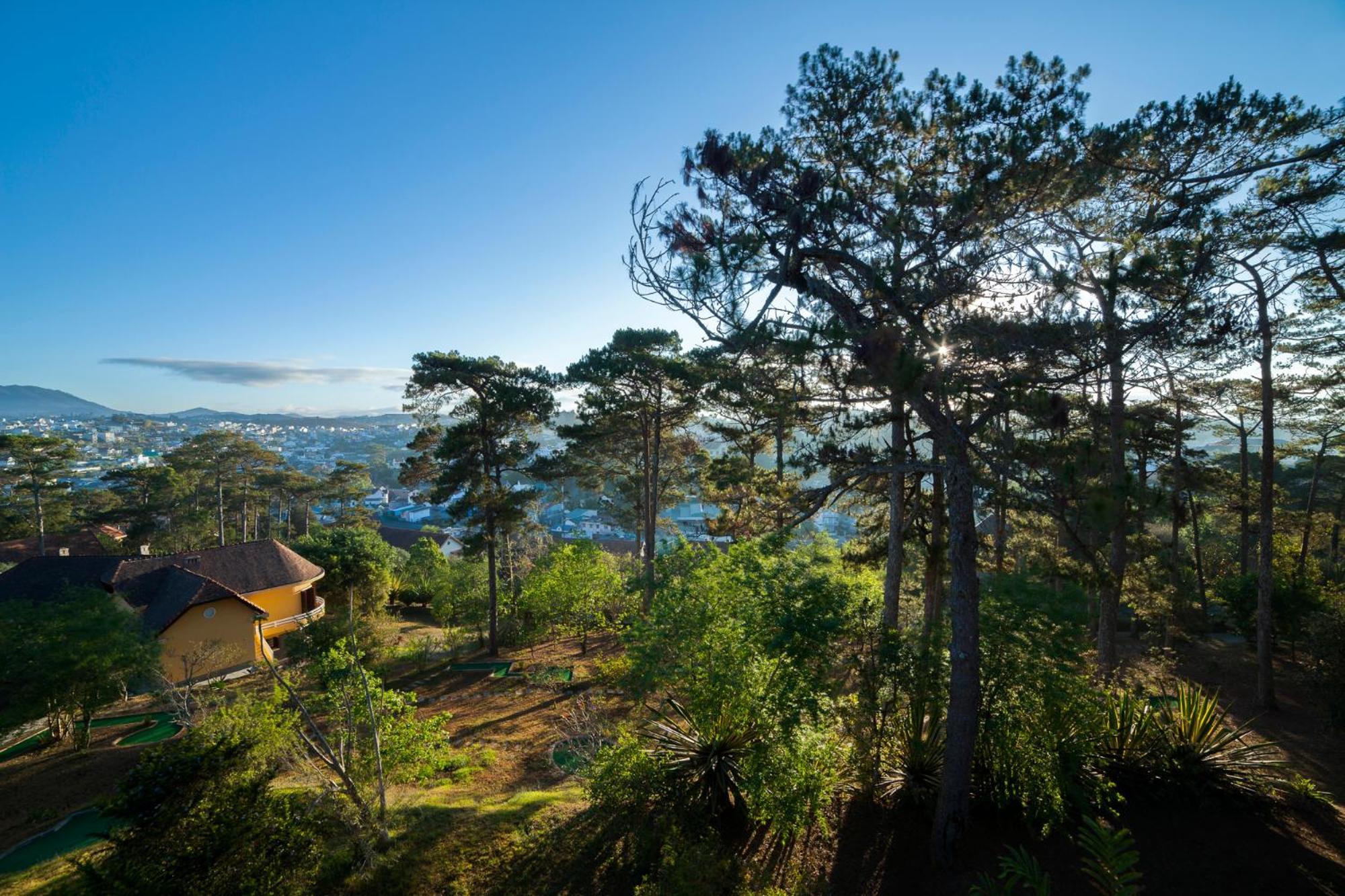 Ana Mandara Villas Dalat Resort & Spa Exterior photo